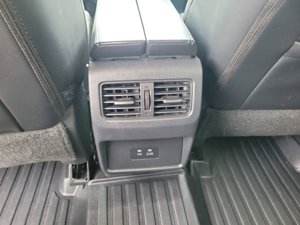 Used 2021 Nissan Rogue SV w/ Premium Package FWD image 11