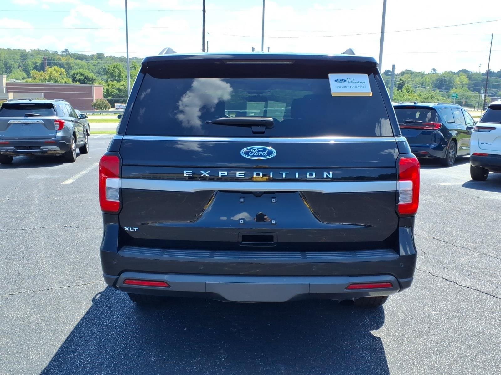 Certified 2022 Ford Expedition XLT AWD/4WD image 7