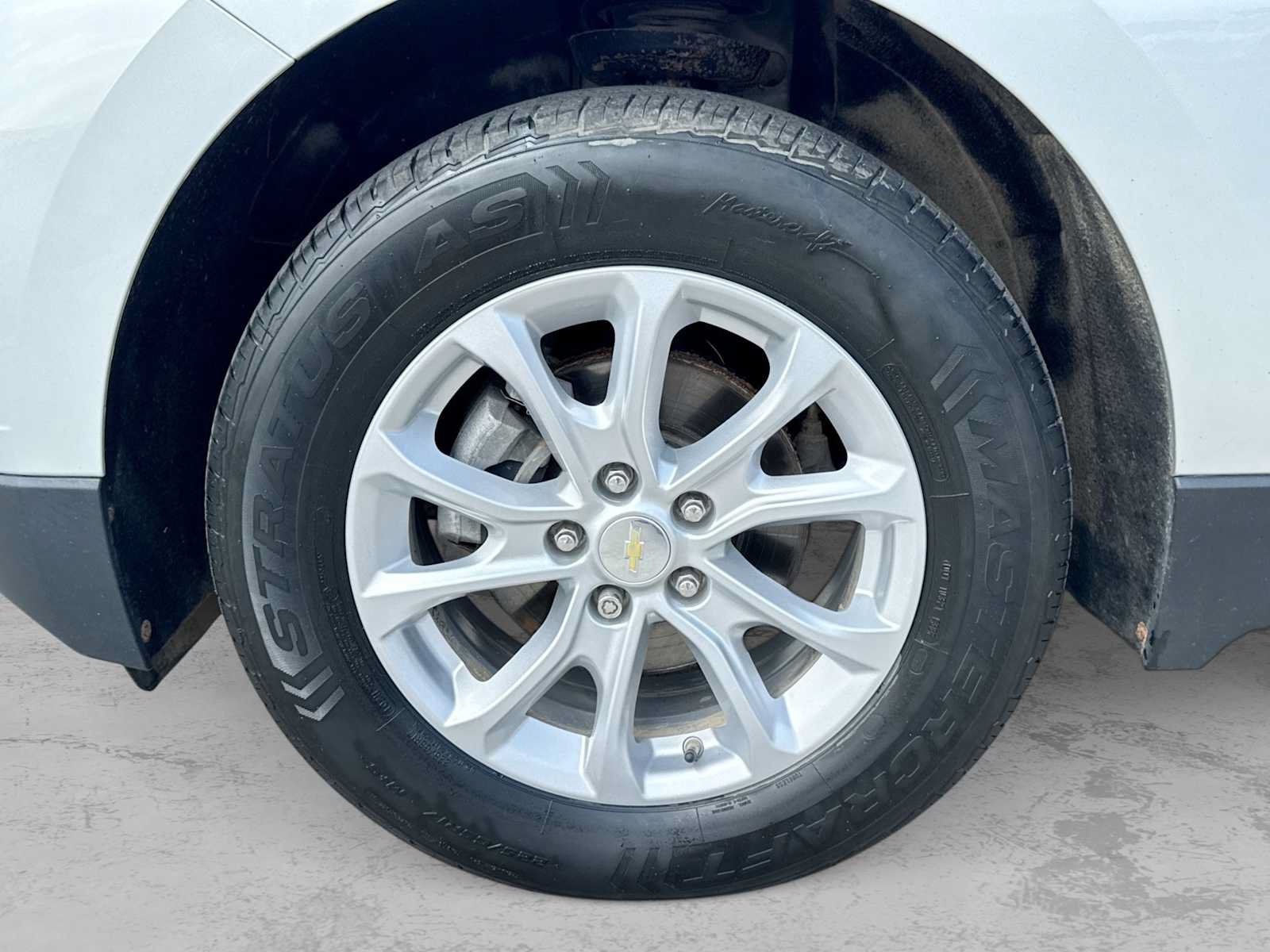 Used 2019 Chevrolet Equinox LT AWD/4WD image 13