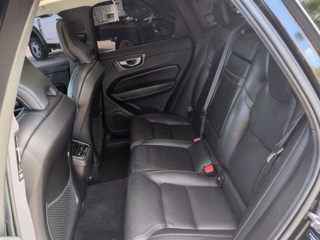 Used 2022 Volvo XC60 B5 Inscription w/ Advanced Package image 14