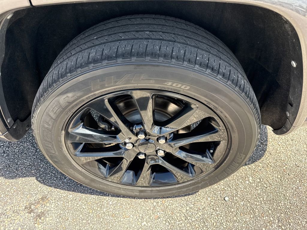 Used 2021 Jeep Grand Cherokee Laredo X image 10