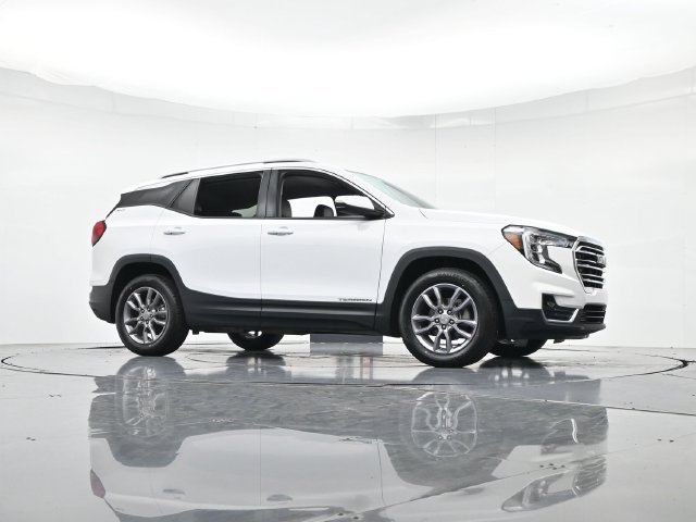 Used 2023 GMC Terrain SLT FWD image 37