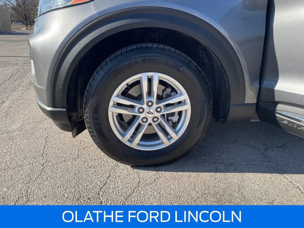 Certified 2023 Ford Explorer XLT image 28