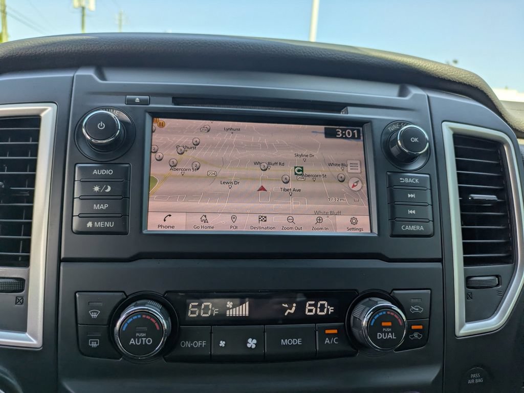 Used 2019 Nissan Titan SV w/ SV Convenience Package RWD image 24