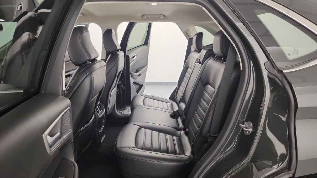 Certified 2024 Ford Edge SEL AWD/4WD image 27