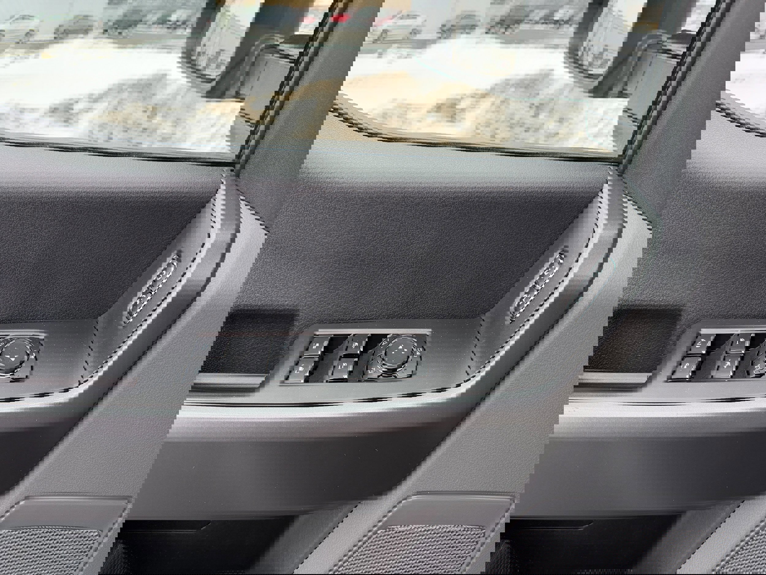 Certified 2025 Ford F250 XLT w/ Snow Plow Prep Package image 16