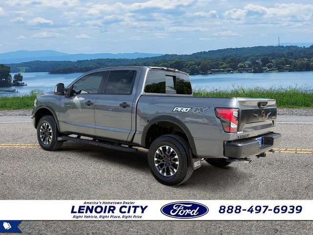 Used 2023 Nissan Titan PRO-4X w/ Pro-4x Convenience Package image 3