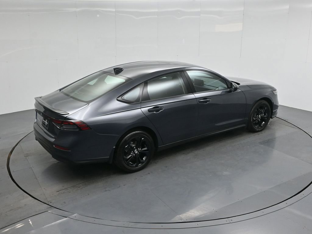 Used 2025 Honda Accord SE image 33