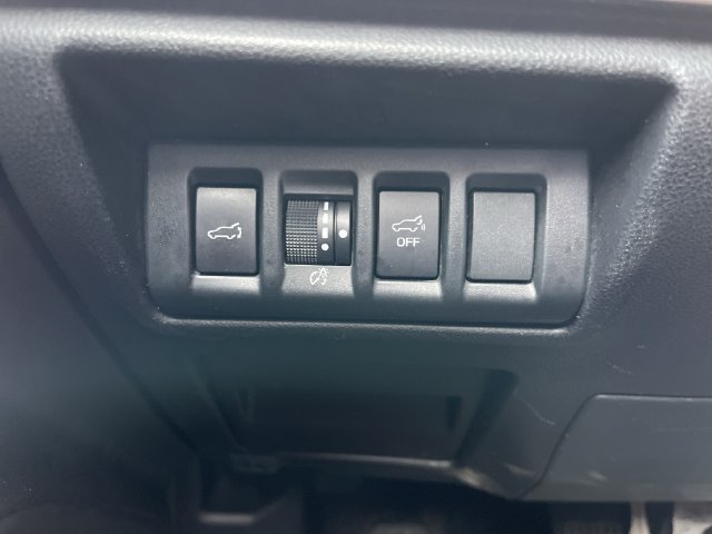 Used 2021 Subaru Outback Limited AWD/4WD image 36