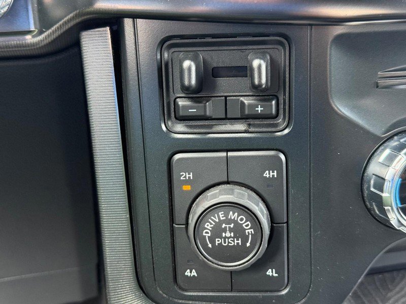 Certified 2022 Ford F150 Platinum w/ Equipment Group 701A High image 28