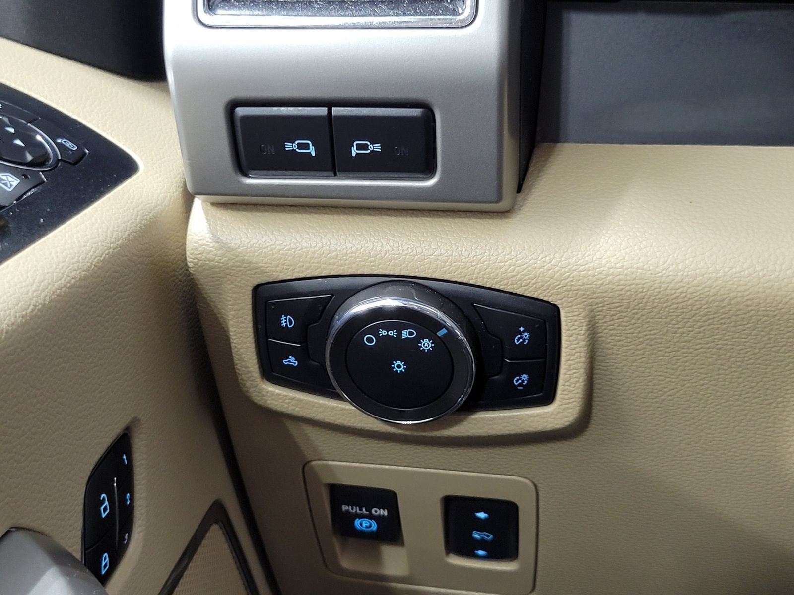 Certified 2020 Ford F150 Lariat w/ Equipment Group 502A Luxury RWD image 12