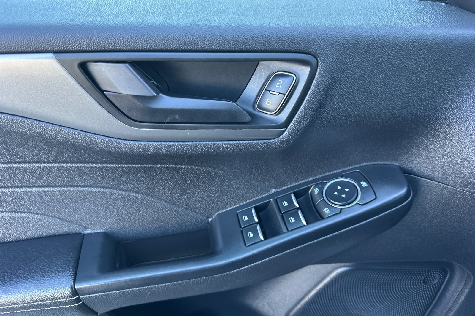 Certified 2025 Ford Escape Active FWD image 13