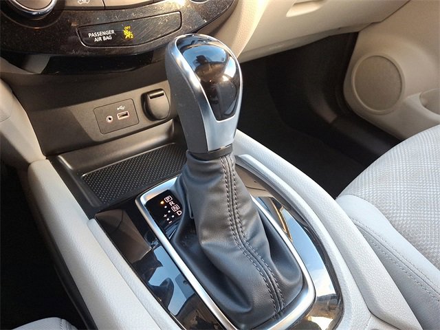 Used 2020 Nissan Rogue Sport SV image 15