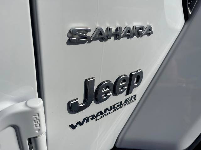 Used 2019 Jeep Wrangler Unlimited Sahara AWD/4WD image 13
