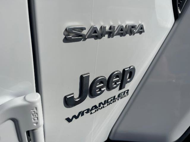Used 2019 Jeep Wrangler Unlimited Sahara AWD/4WD image 13