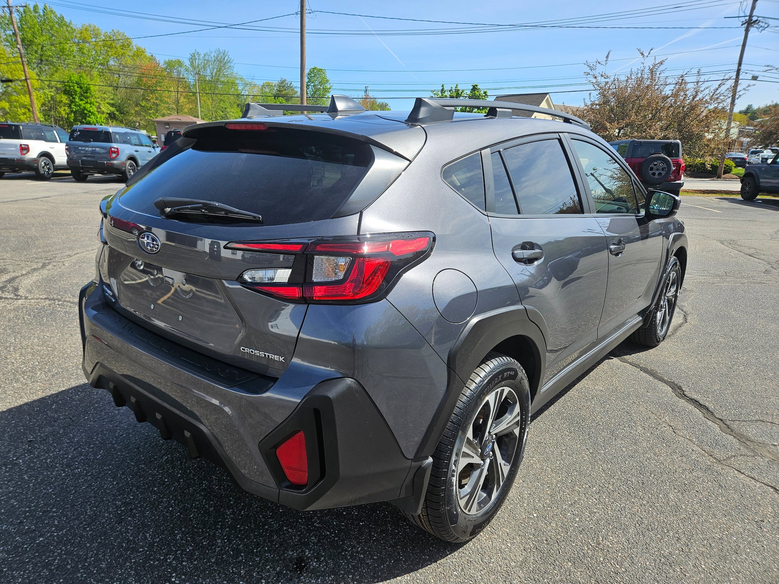 Used 2024 Subaru Crosstrek 2.0i Premium AWD/4WD image 5