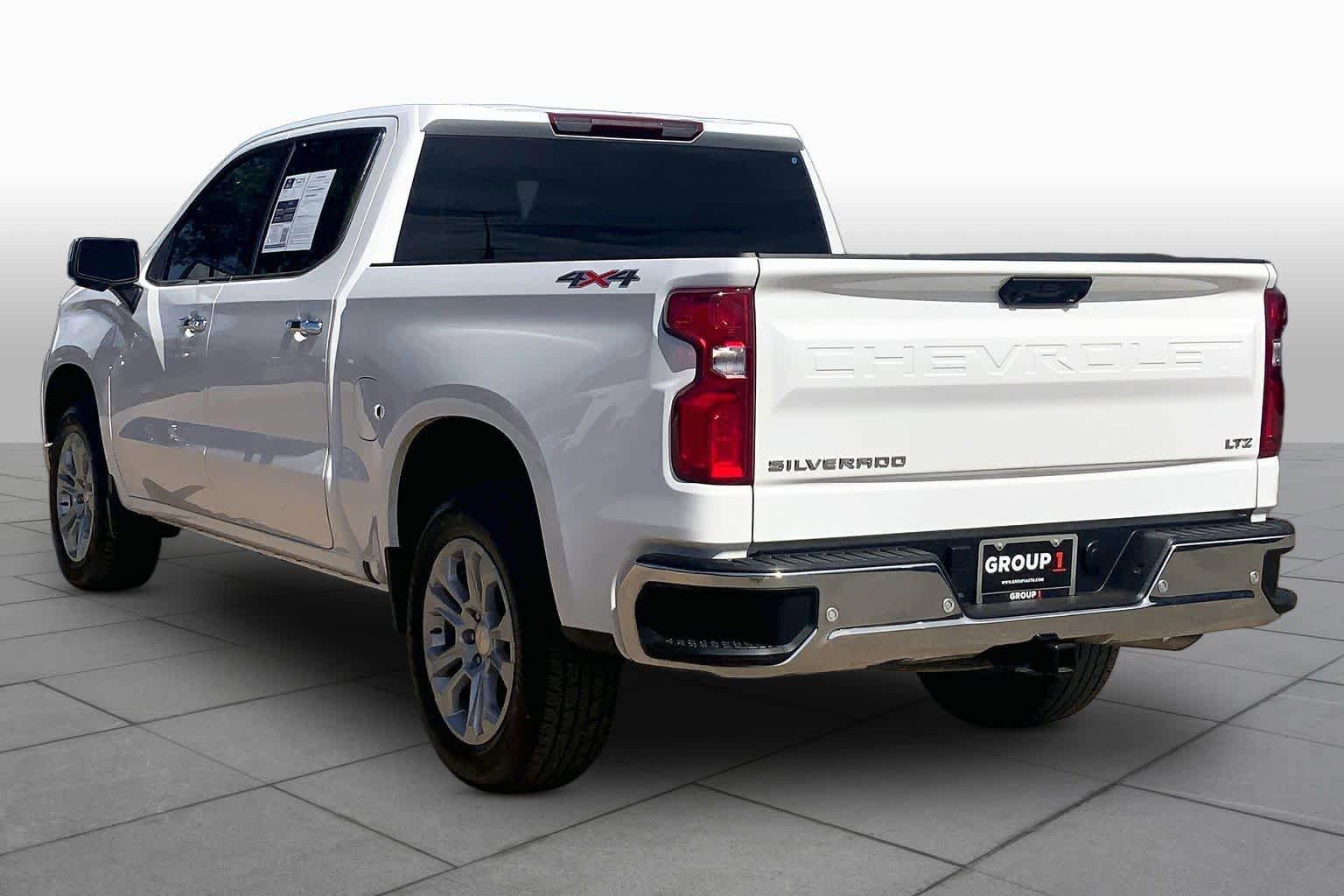 Used 2025 Chevrolet Silverado 1500 LTZ AWD/4WD image 12