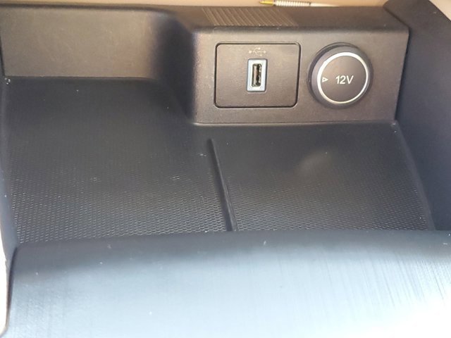 Certified 2020 Ford Escape Titanium image 31