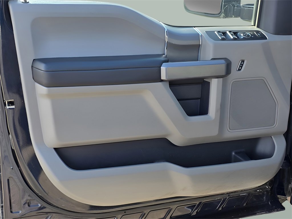 Certified 2022 Ford F250 XLT w/ XLT Premium Package image 35