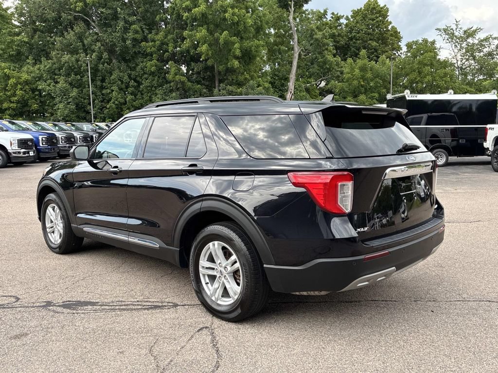 Certified 2023 Ford Explorer XLT w/ Equipment Group 202A AWD/4WD image 5