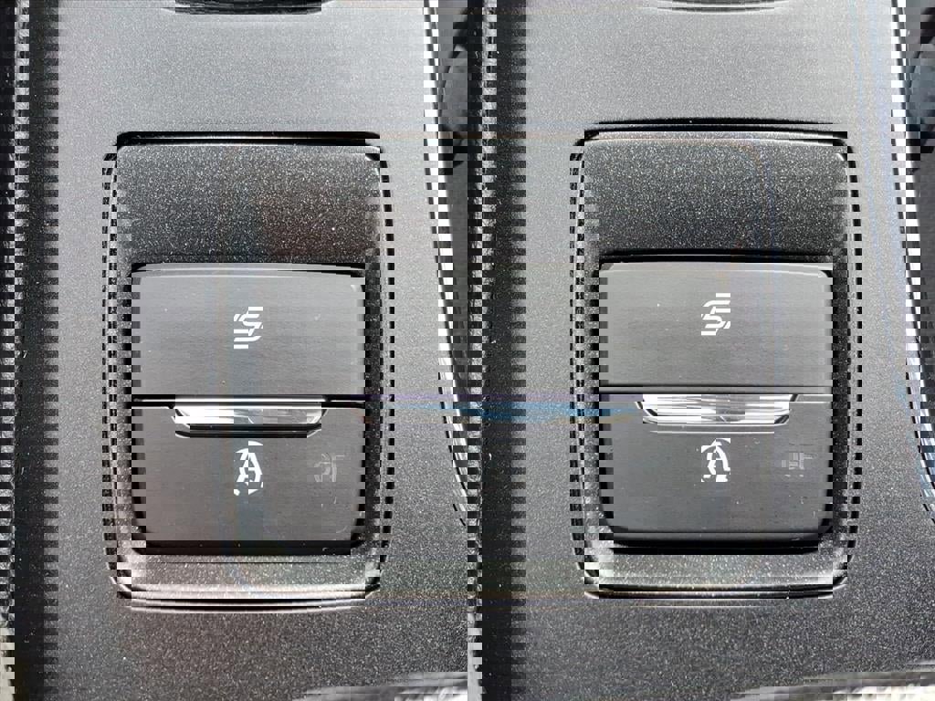 Certified 2020 Ford Fusion SE image 19