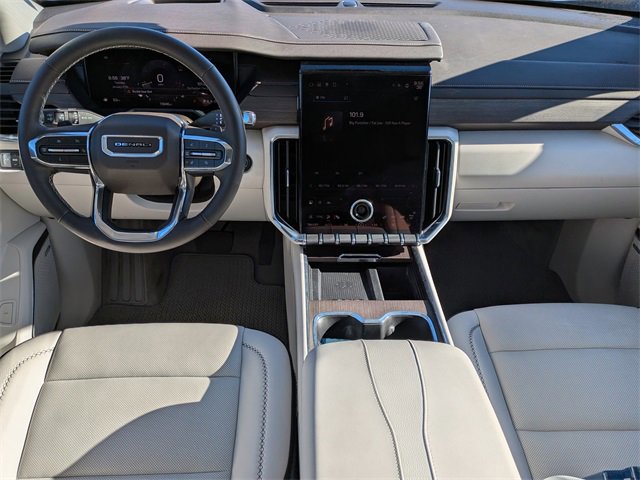 Used 2024 GMC Acadia Denali image 15