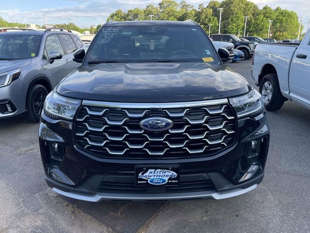 Certified 2025 Ford Explorer Platinum RWD image 6
