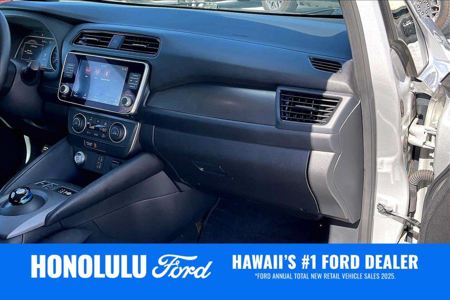 Used 2024 Nissan Leaf S FWD image 23