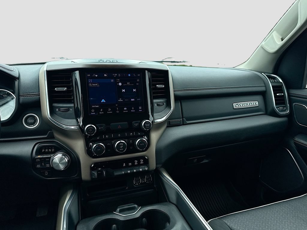 Used 2022 RAM 1500 Laramie AWD/4WD image 28