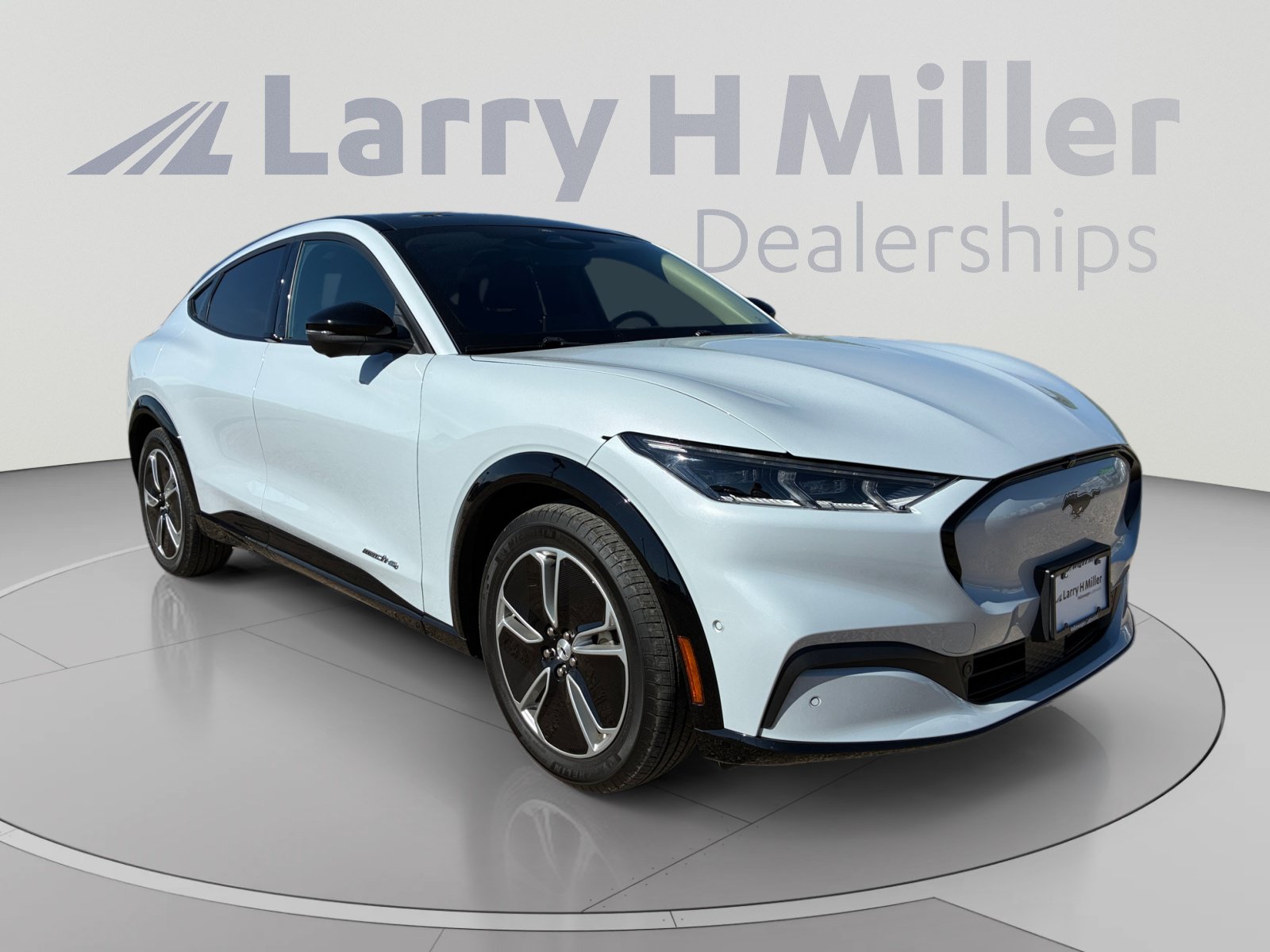 Certified 2023 Ford Mustang Mach-E Premium AWD/4WD image 7