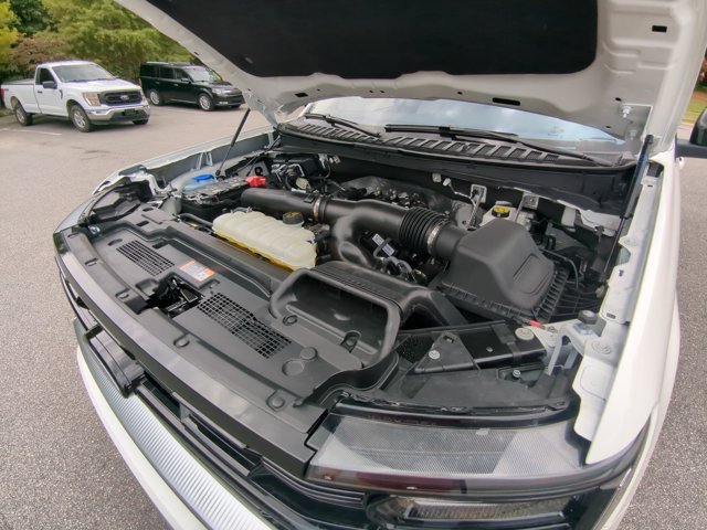 Certified 2025 Ford Expedition Max Platinum w/ Platinum Ultimate Package AWD/4WD image 30