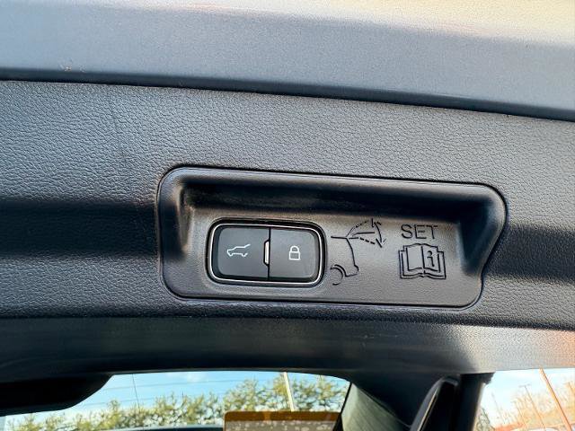 Certified 2022 Ford Explorer XLT w/ Equipment Group 202A image 32