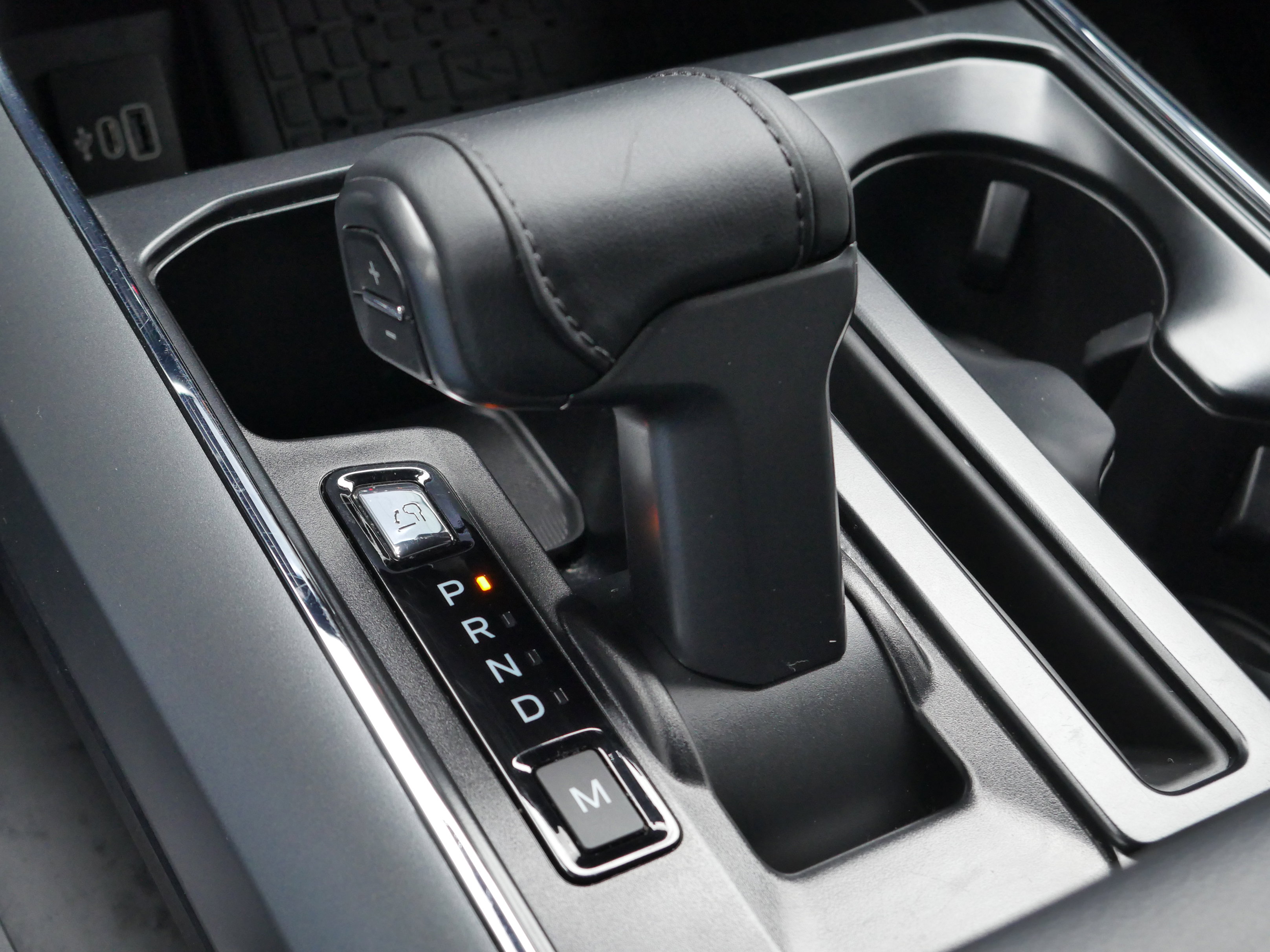 Certified 2025 Ford F150 XLT w/ Equipment Group 302A MID image 16