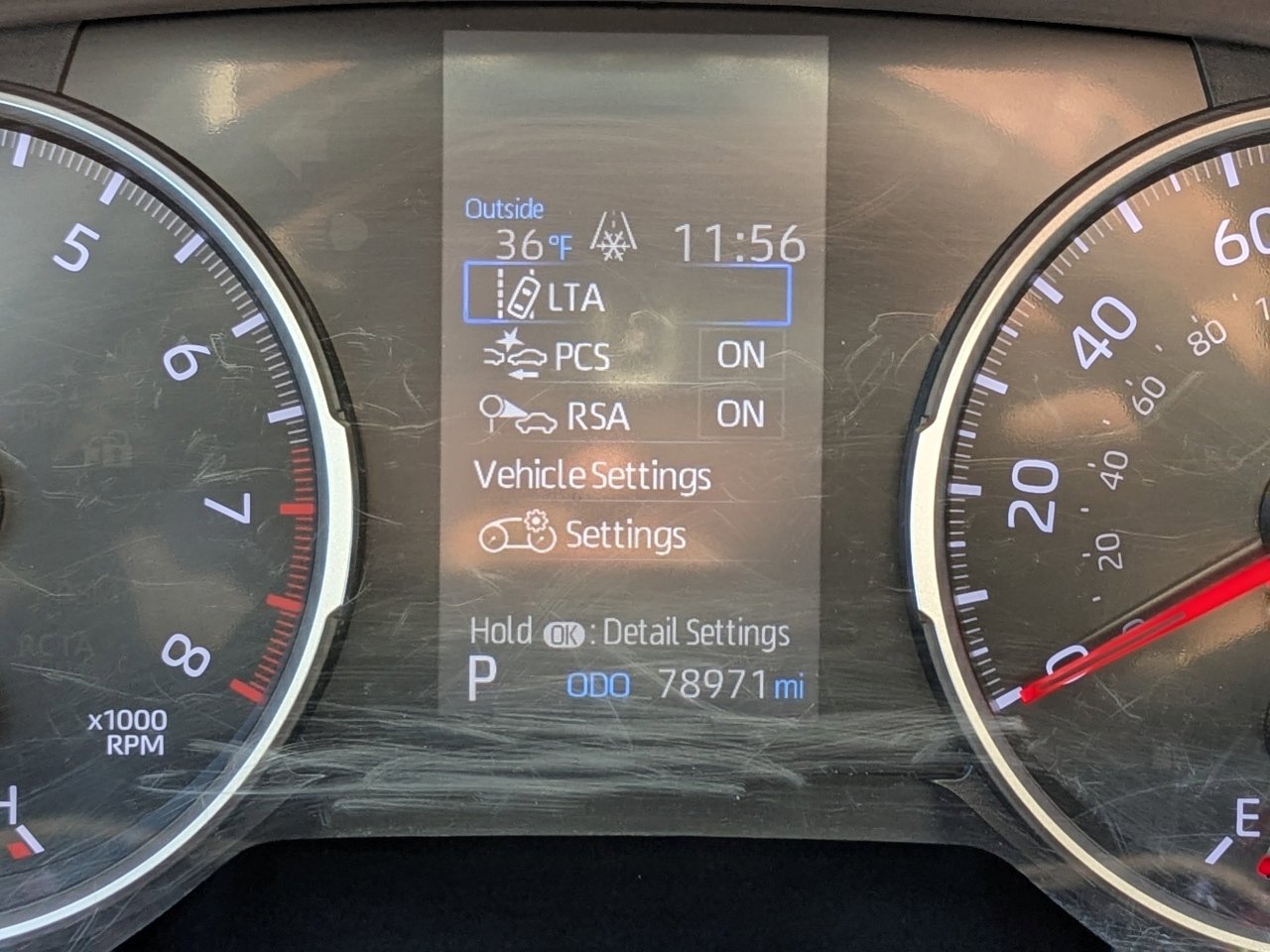 Used 2021 Toyota RAV4 LE image 27