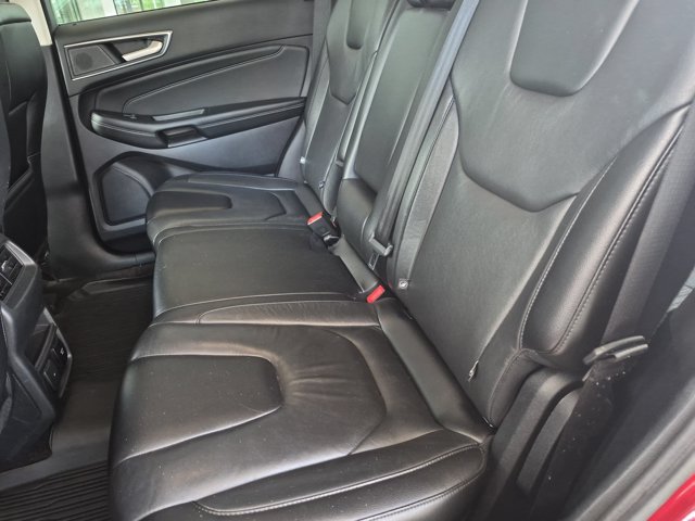 Certified 2020 Ford Edge Titanium FWD image 30