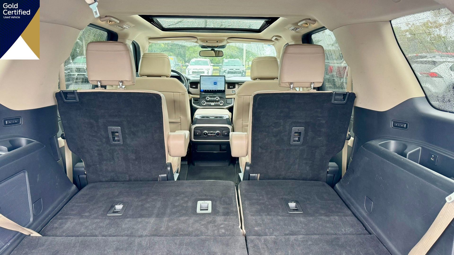 Certified 2024 Ford Expedition Limited image 13