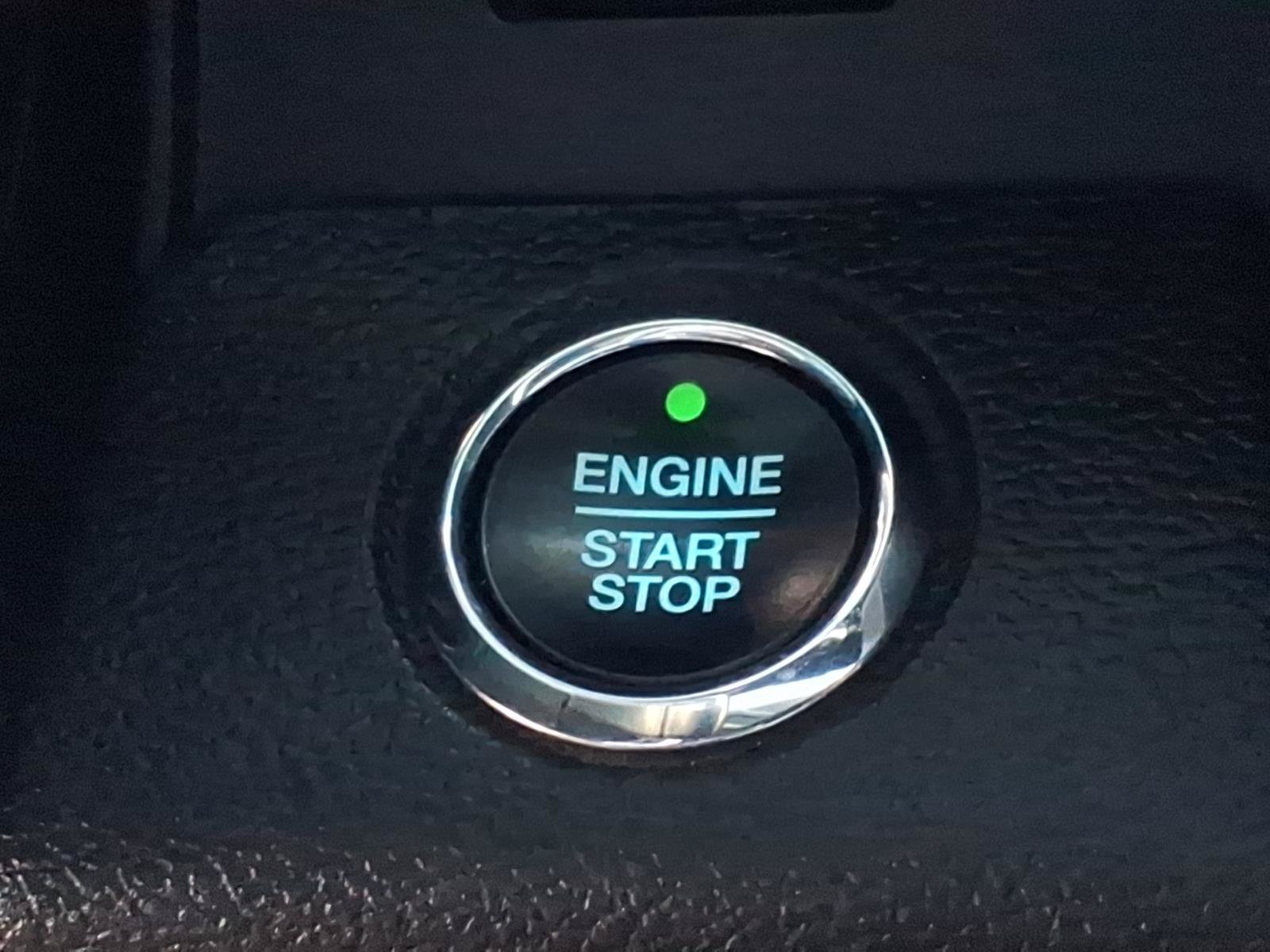 Certified 2020 Ford F350 Platinum AWD/4WD image 24