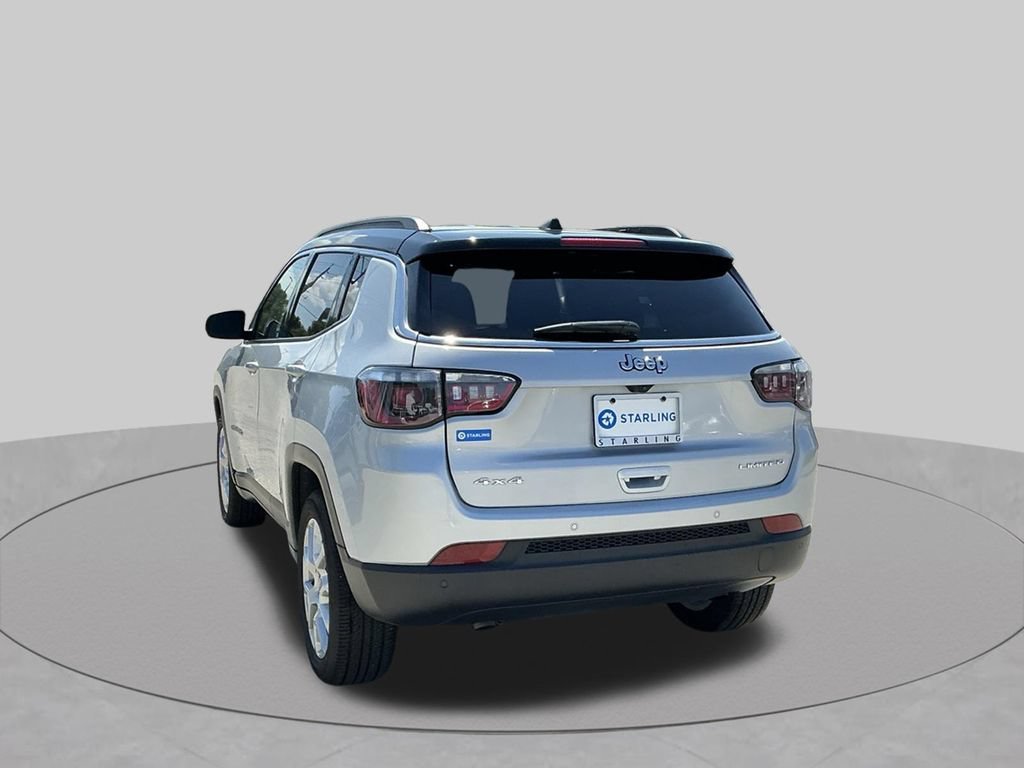 Used 2025 Jeep Compass Limited AWD/4WD image 7