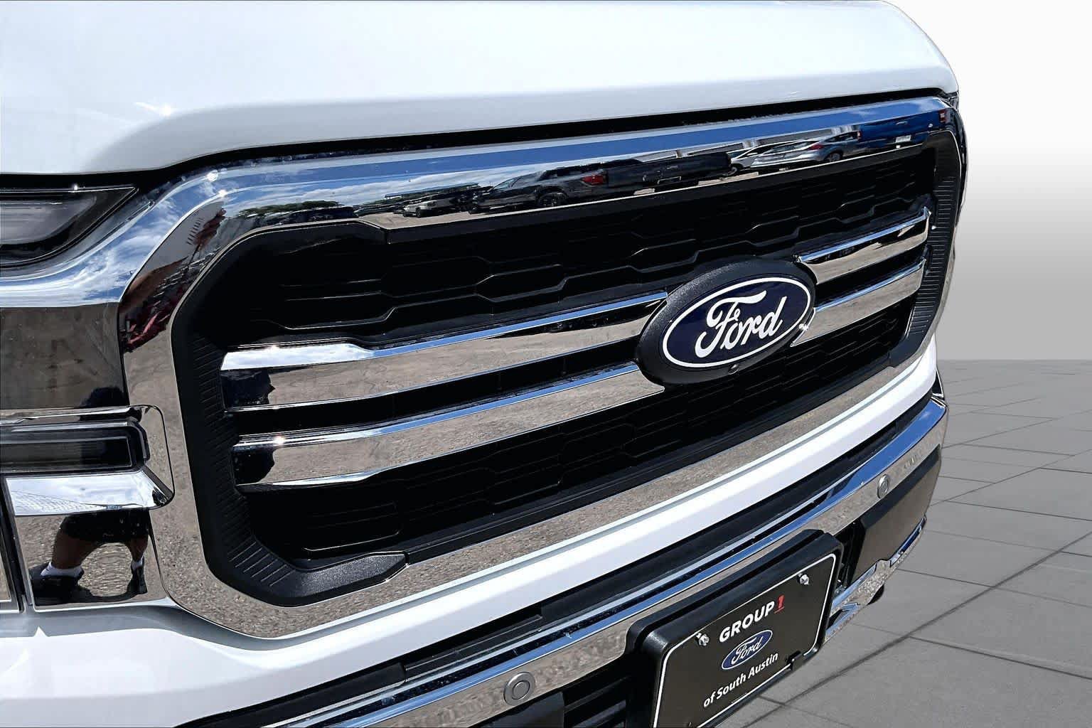 Certified 2025 Ford F150 Lariat w/ Equipment Group 501A Mid AWD/4WD image 34