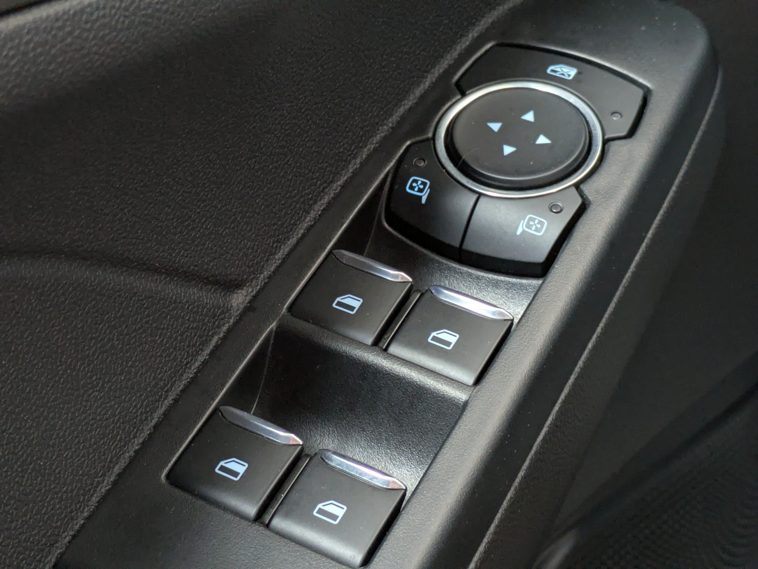 Certified 2024 Ford Escape Active FWD image 24