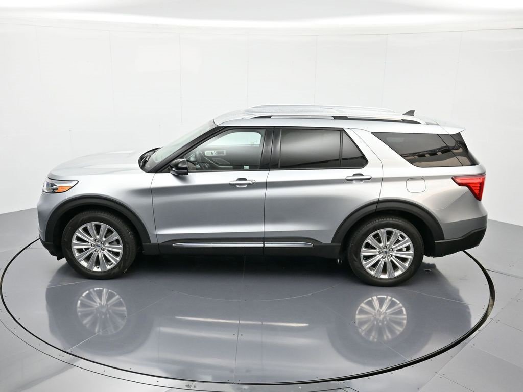 Certified 2022 Ford Explorer Limited w/ Limited Technology Package image 37