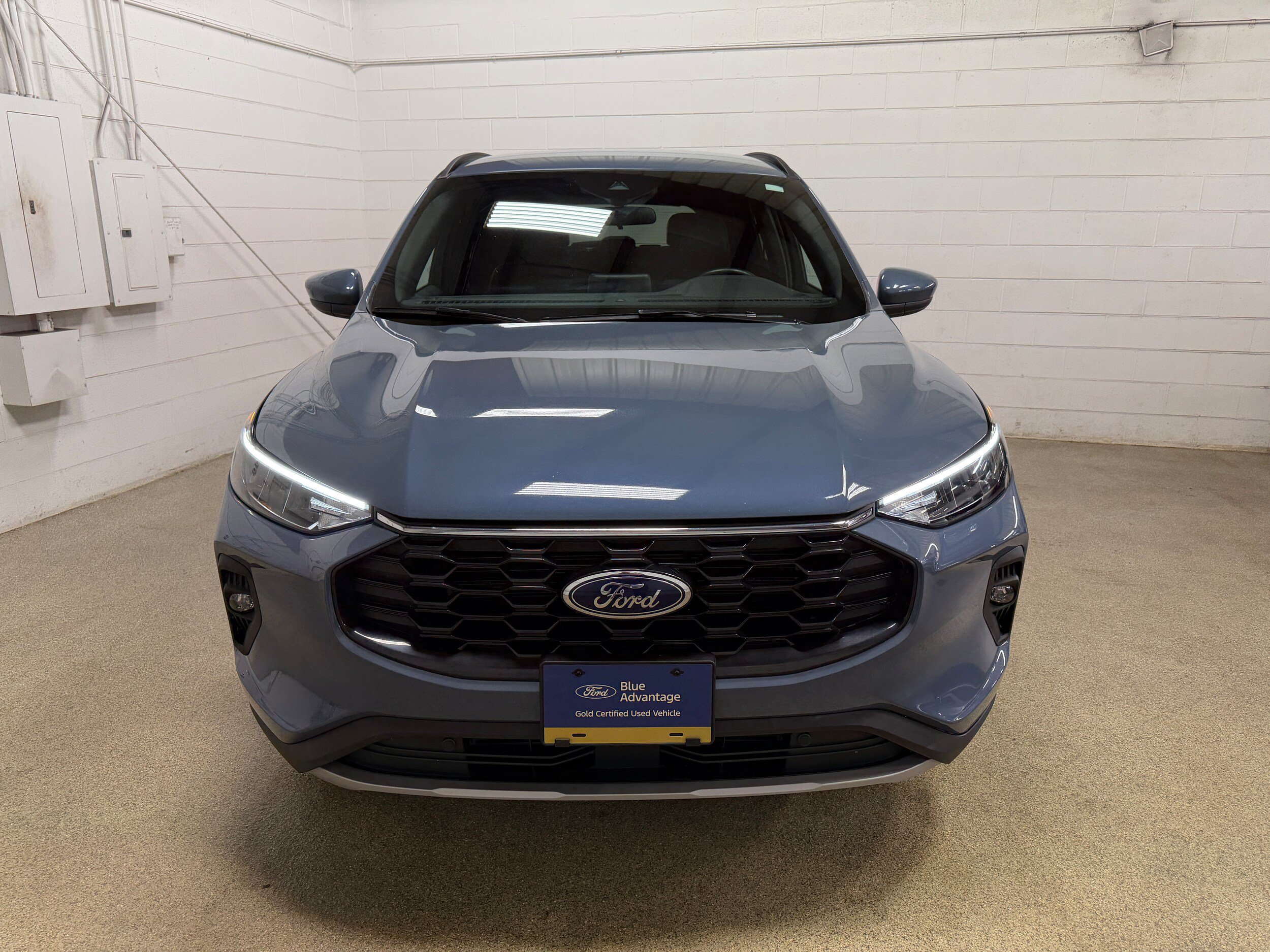 Certified 2025 Ford Escape ST-Line Select AWD/4WD image 25