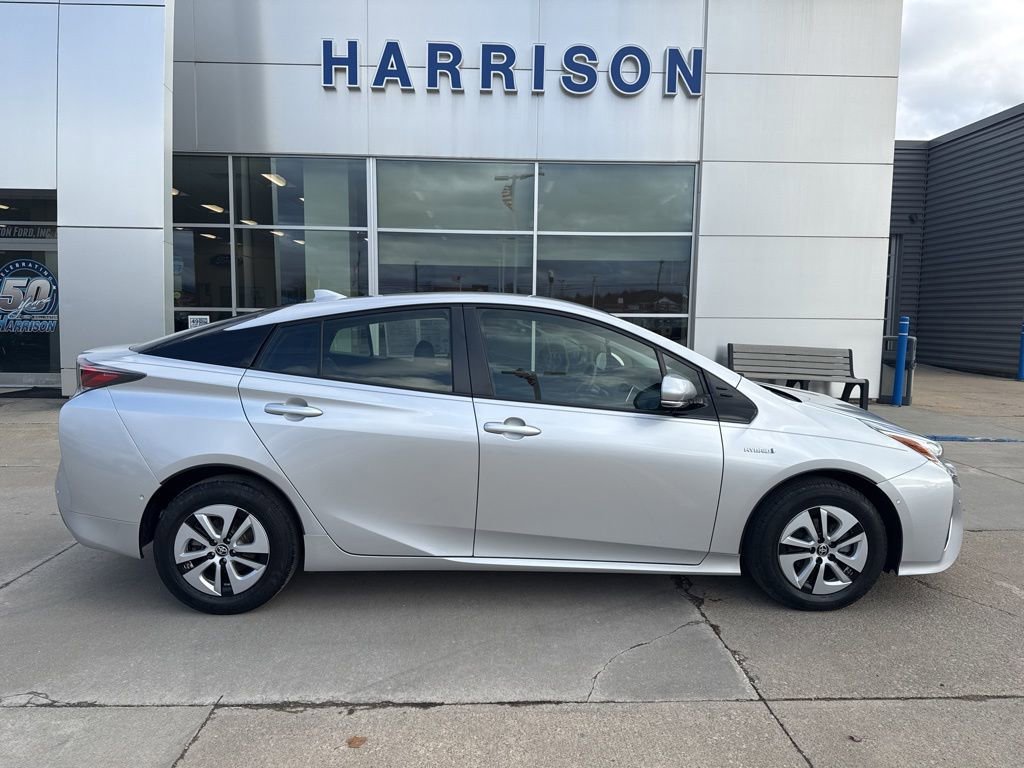 Used 2018 Toyota Prius Two w/ Prius Two Safety Plus Package image 6