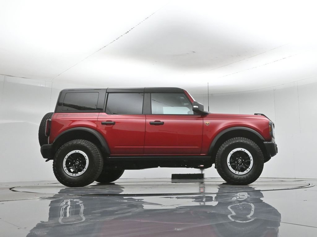 Certified 2025 Ford Bronco Badlands AWD/4WD image 46
