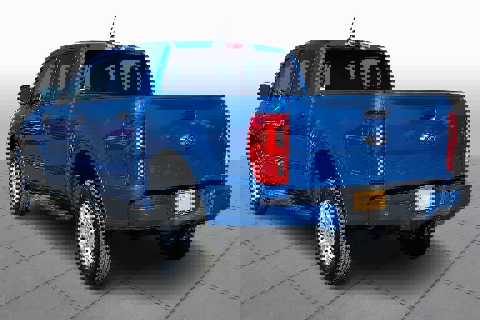 Certified 2022 Ford Ranger XLT w/ Trailer Tow Package image 4