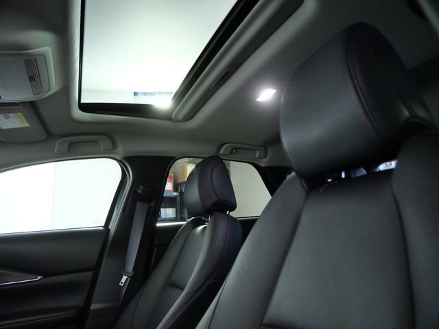 Used 2025 MAZDA CX-30 AWD 2.5 S w/ Premium Package image 17