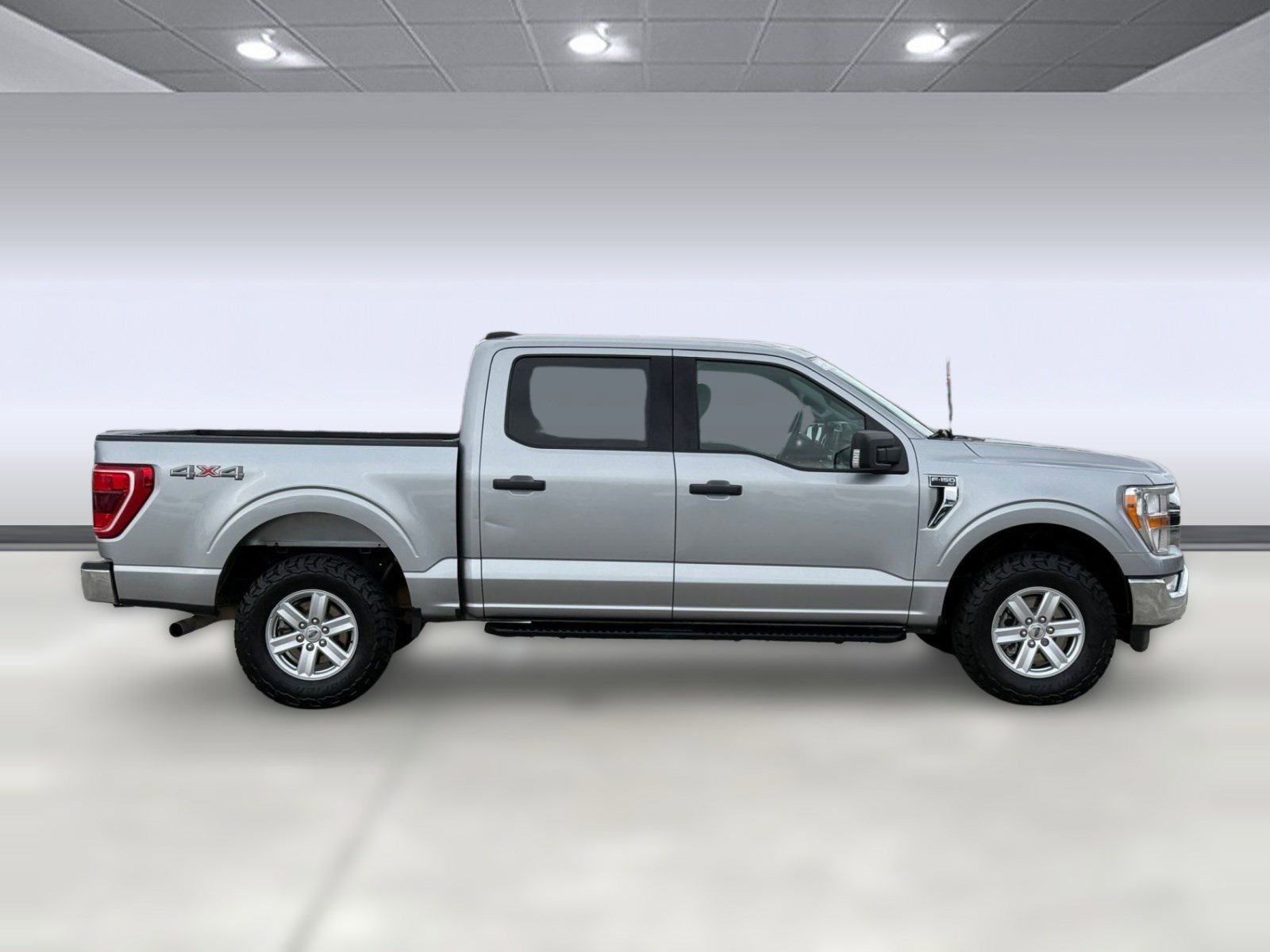 Certified 2021 Ford F150 XLT w/ Equipment Group 301A Mid image 8