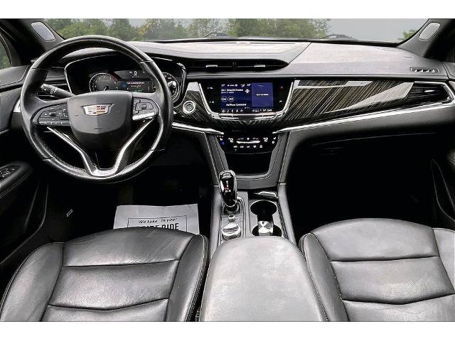 Used 2023 Cadillac XT6 Premium Luxury FWD image 7