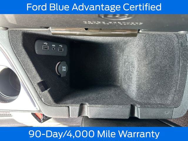 Used 2018 Dodge Challenger SXT RWD image 17