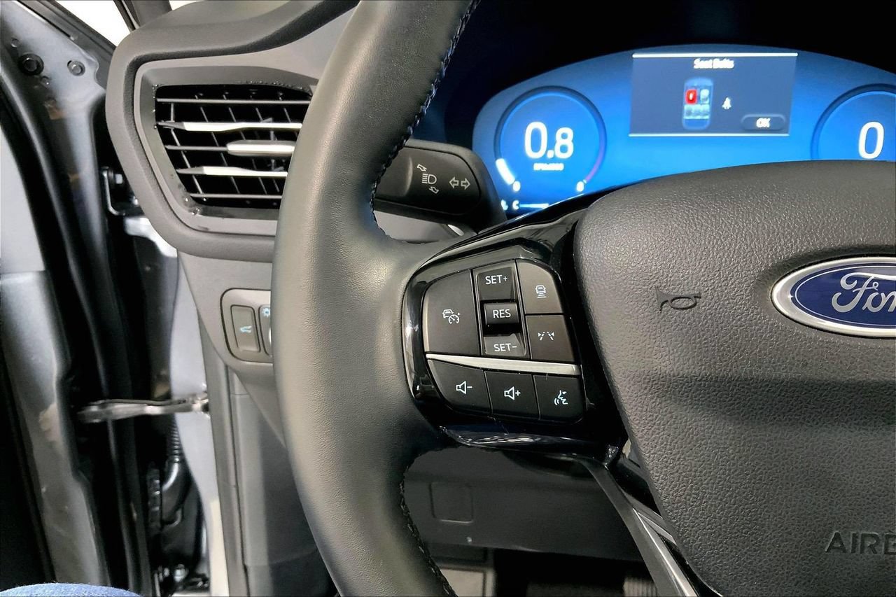 Certified 2024 Ford Escape Platinum AWD/4WD image 21